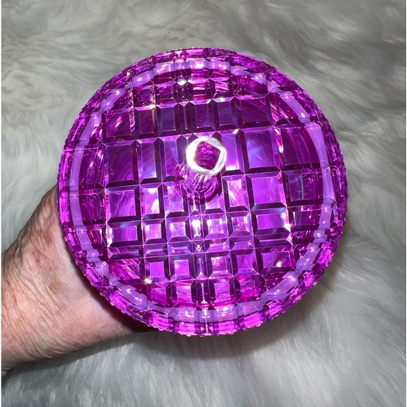 Starbucks Pink Taffy 2023 Valentine Collection Venti Cup NWT - Picture 5 of 5